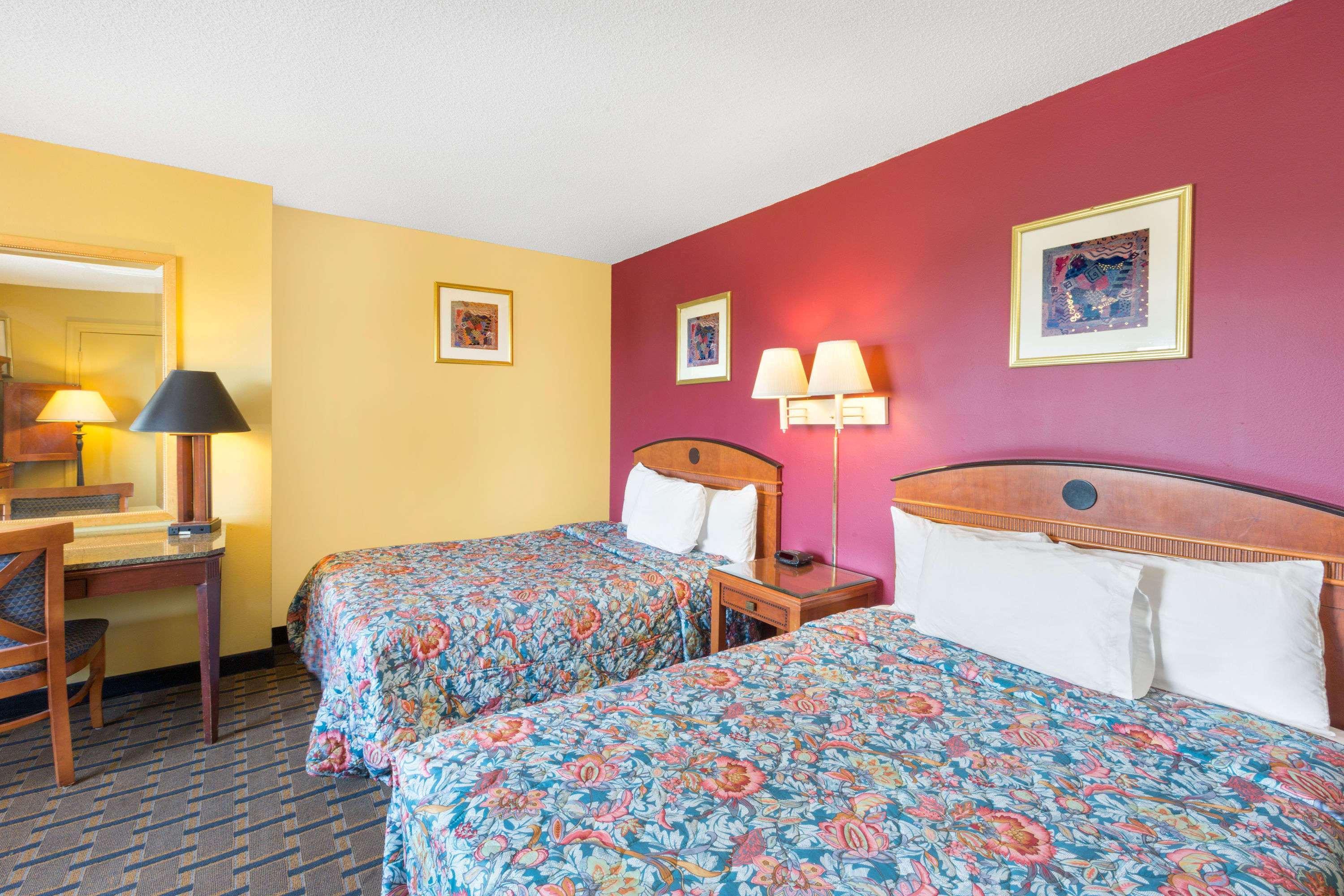 Days Inn By Wyndham Red Bluff Buitenkant foto