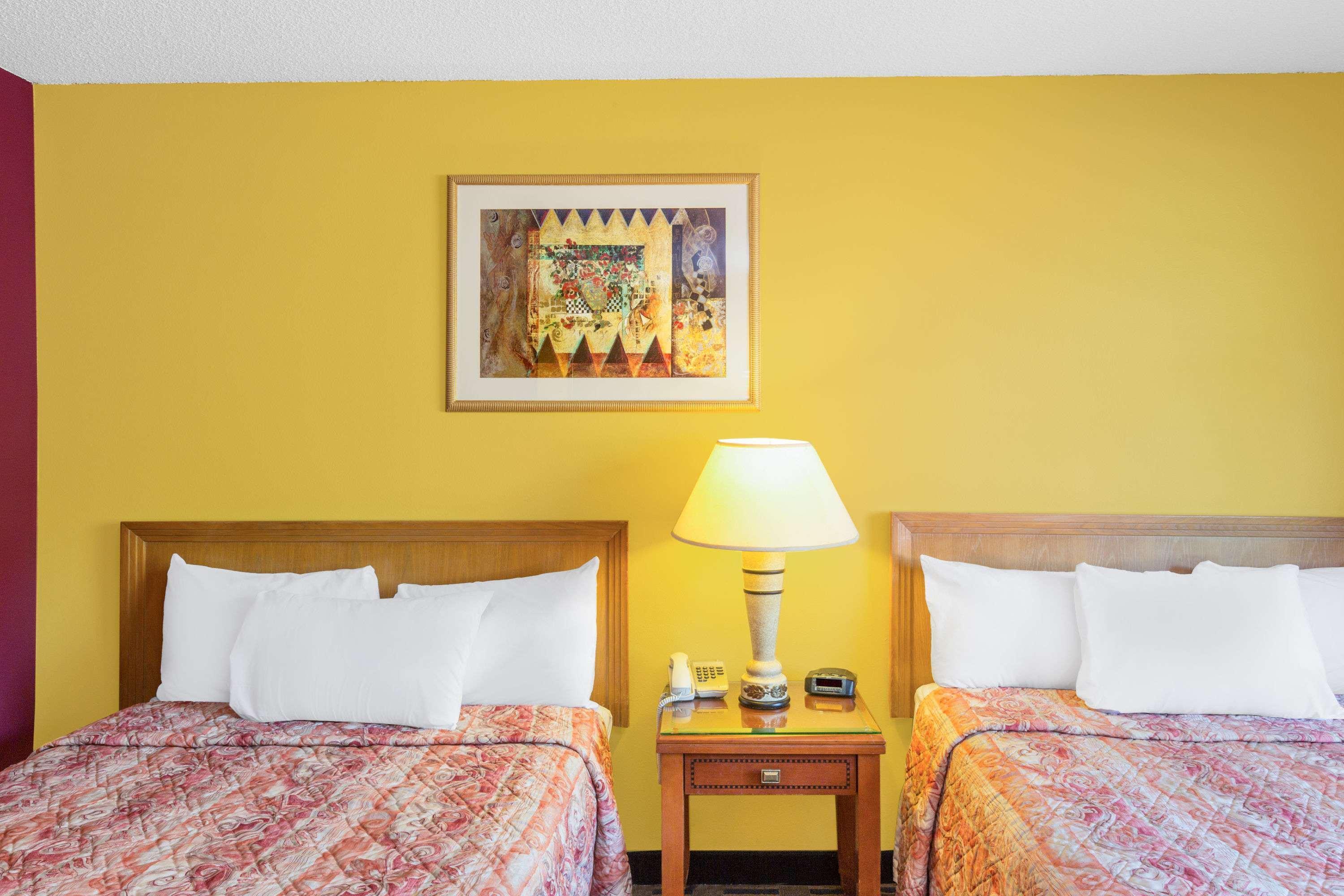 Days Inn By Wyndham Red Bluff Buitenkant foto