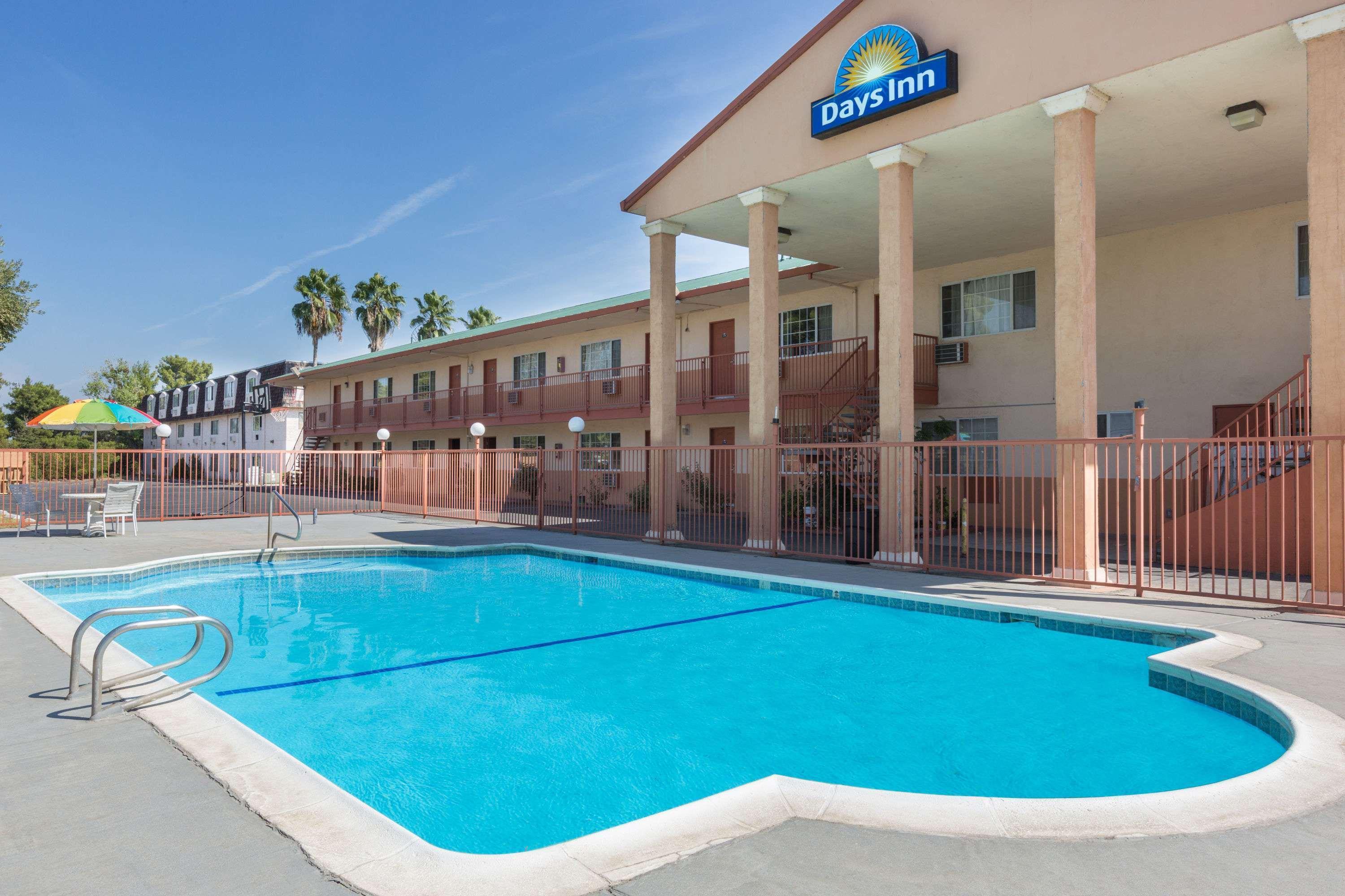 Days Inn By Wyndham Red Bluff Buitenkant foto
