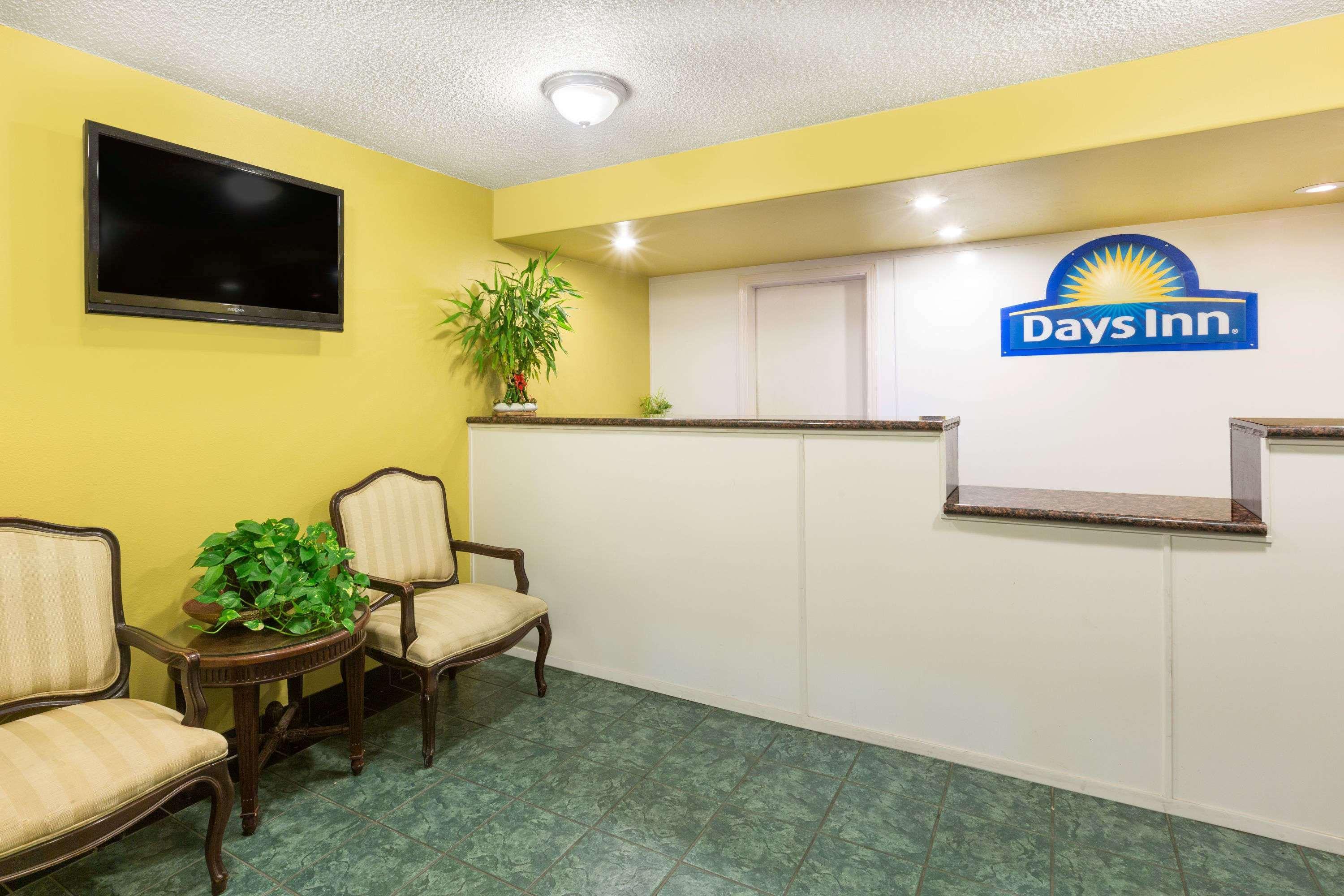 Days Inn By Wyndham Red Bluff Buitenkant foto