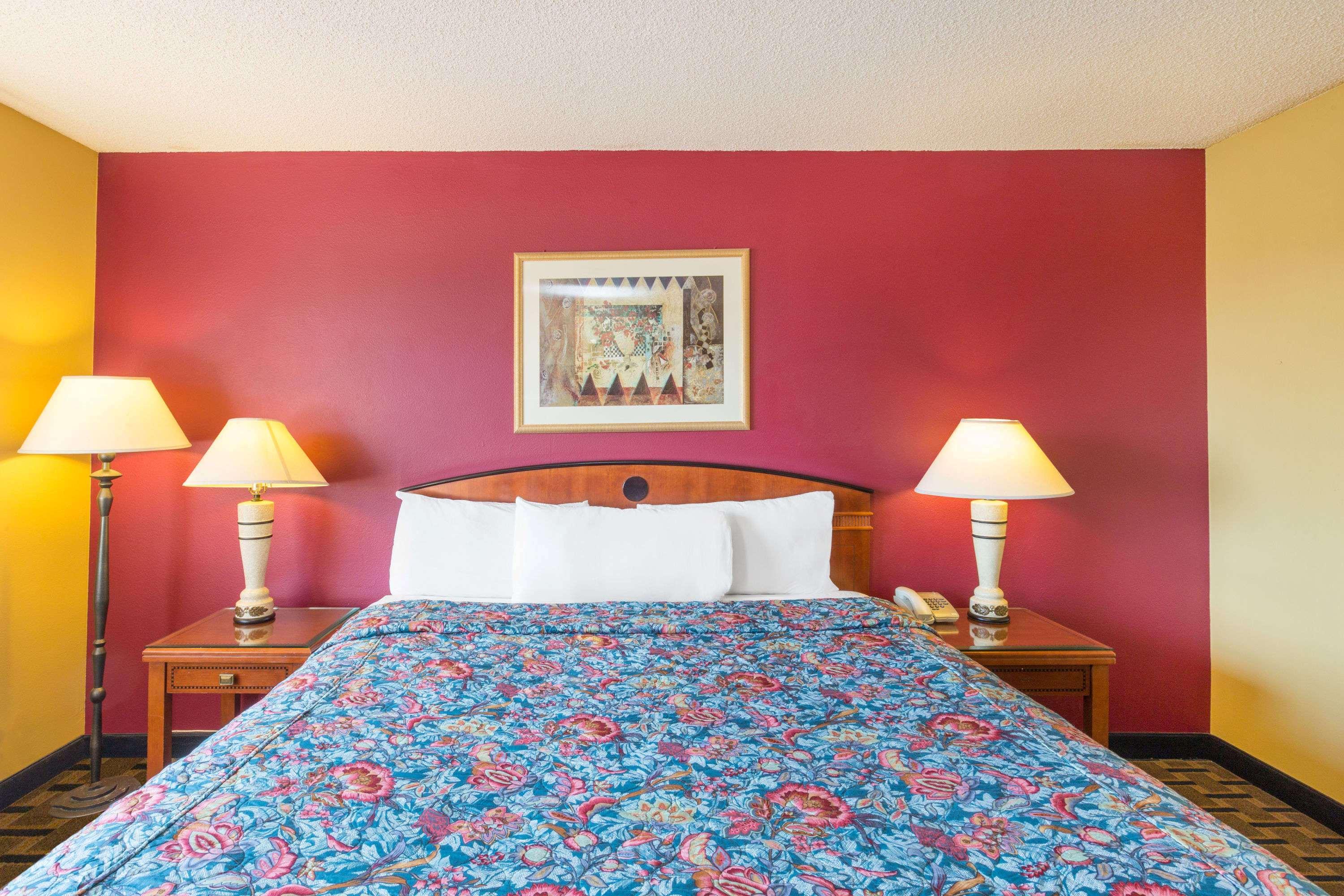 Days Inn By Wyndham Red Bluff Buitenkant foto