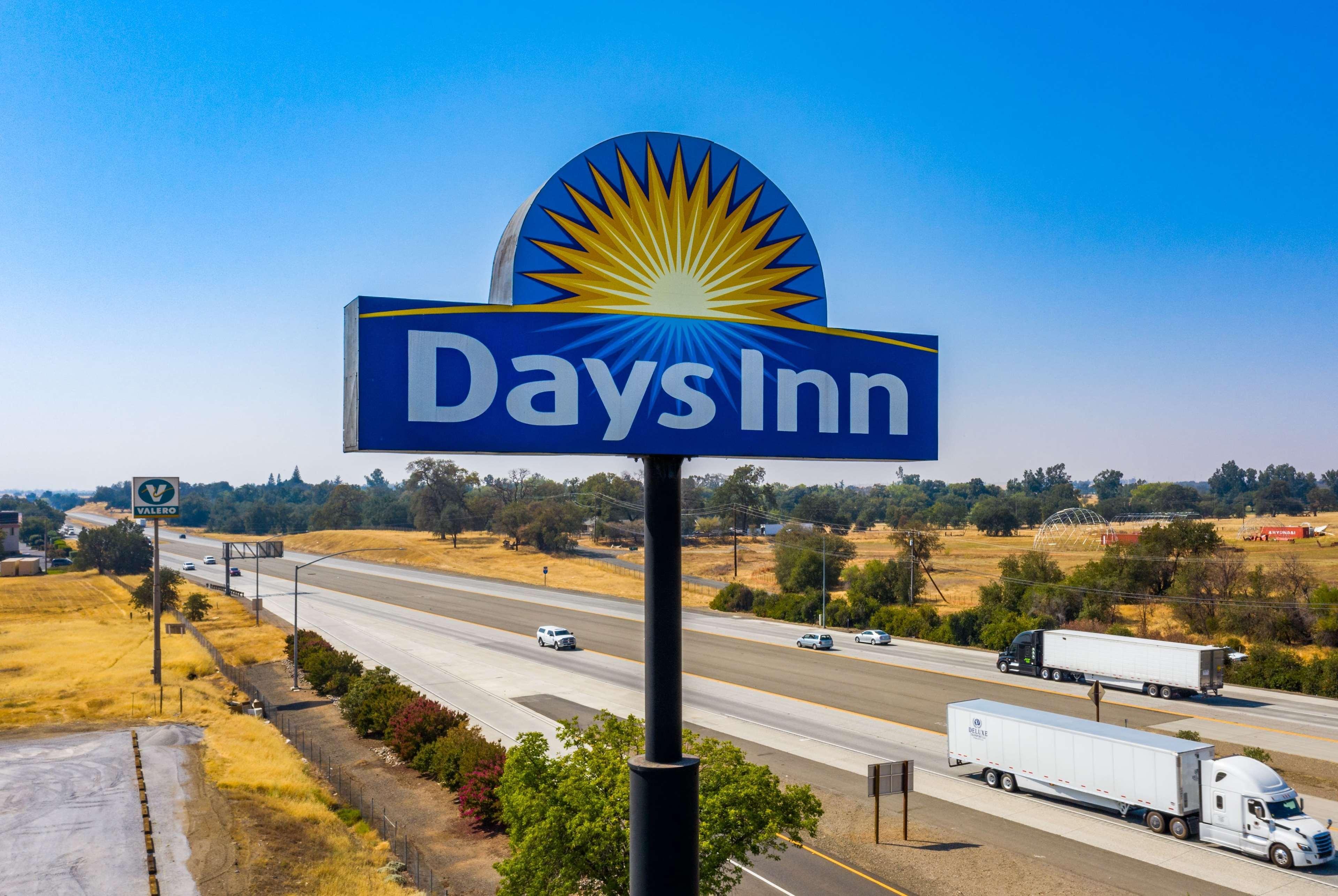 Days Inn By Wyndham Red Bluff Buitenkant foto